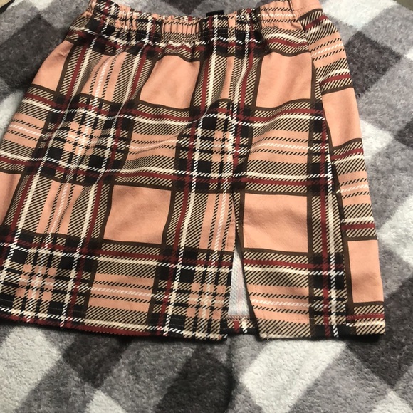 Nude Color Scheme Plaid Skirt - Picture 2 of 2